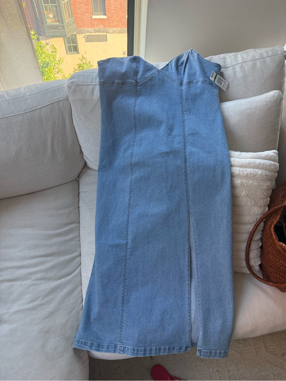 Light Blue Denim Midi Dress with Front Slit
NEVER WORN
